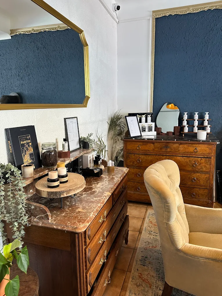 Parfum 352 — boutique 3