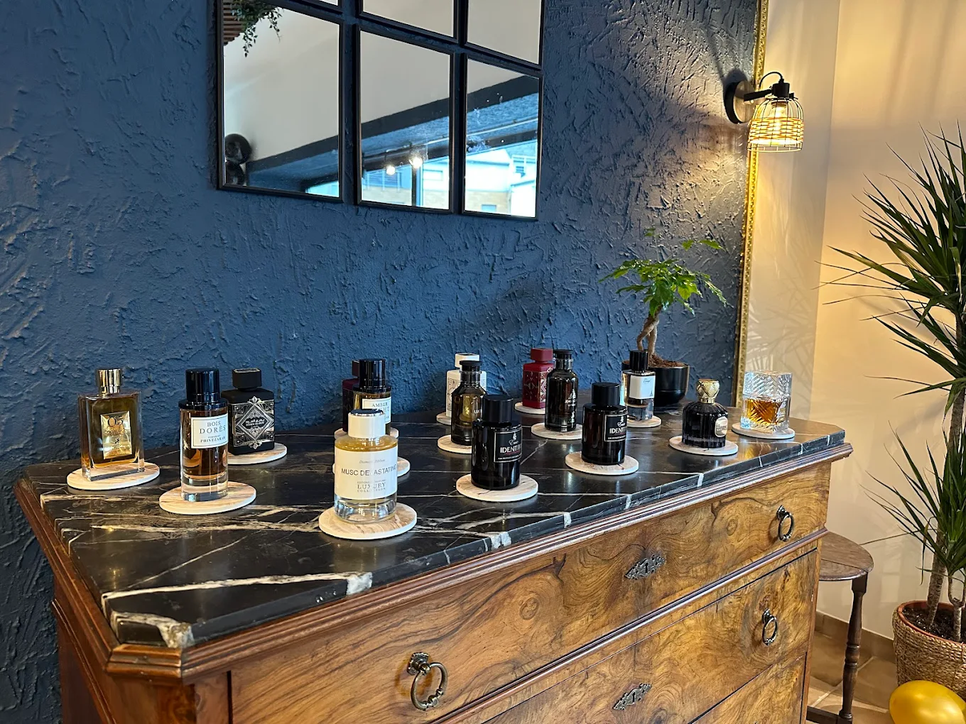 Parfum 352 — boutique 4